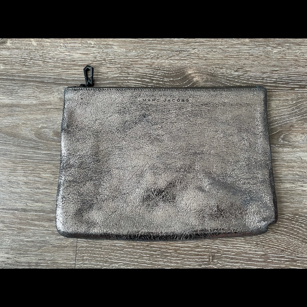Makeup bag